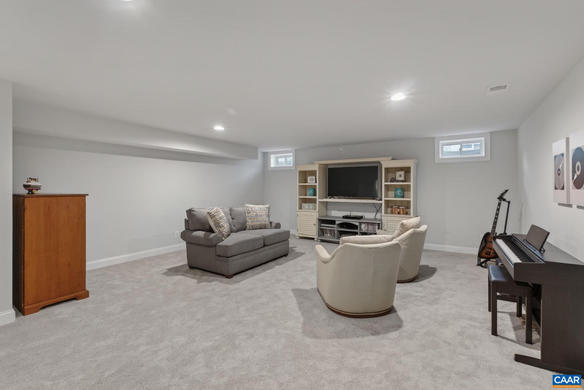 616 BLEEKER ST, CHARLOTTESVILLE, Virginia 22903, 6 Bedrooms Bedrooms, ,4 BathroomsBathrooms,Residential,616 BLEEKER ST,677177 MLS # 677177
