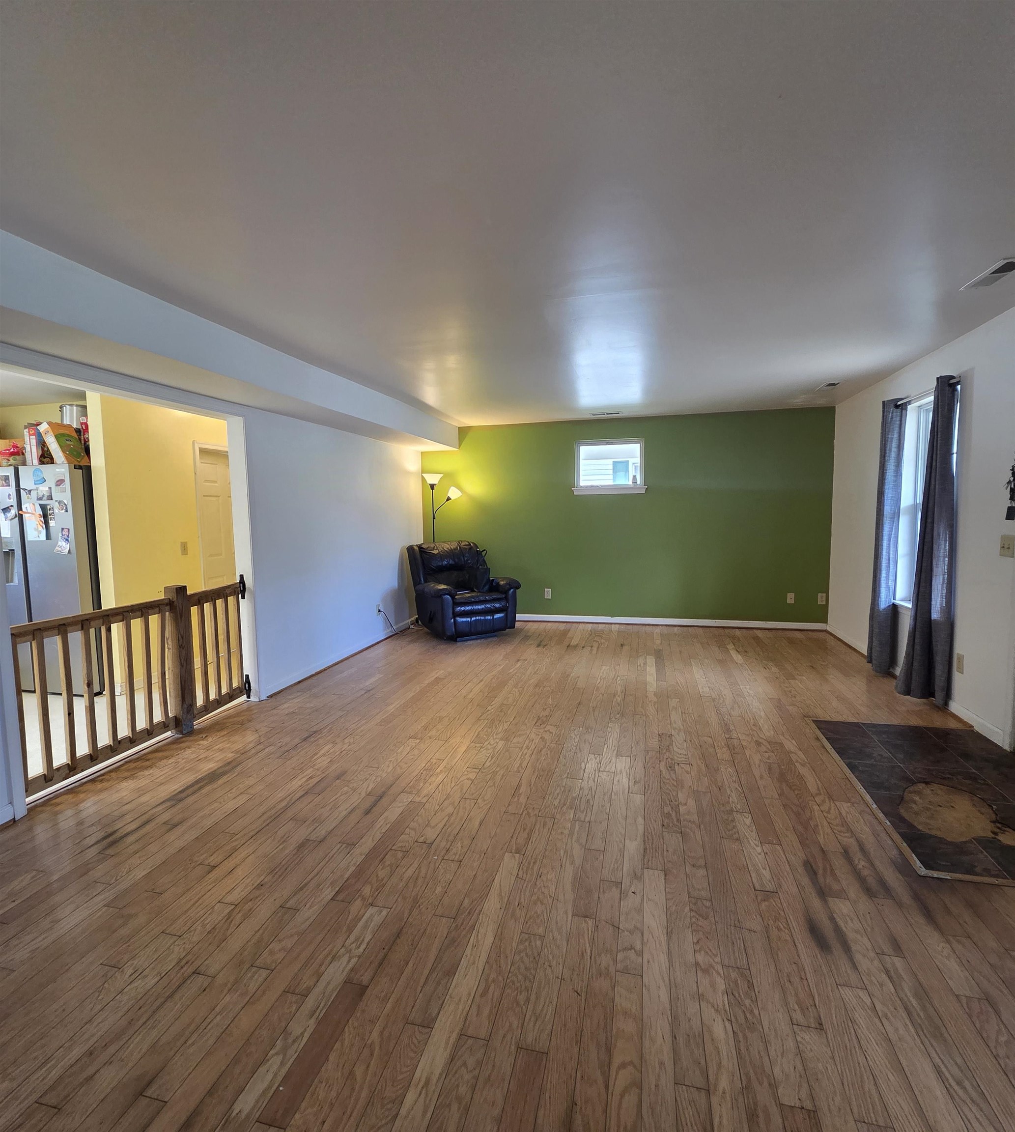 365 S MAGNOLIA AVE, WAYNESBORO, Virginia 22980, 3 Bedrooms Bedrooms, ,2 BathroomsBathrooms,Residential,365 S MAGNOLIA AVE,677180 MLS # 677180