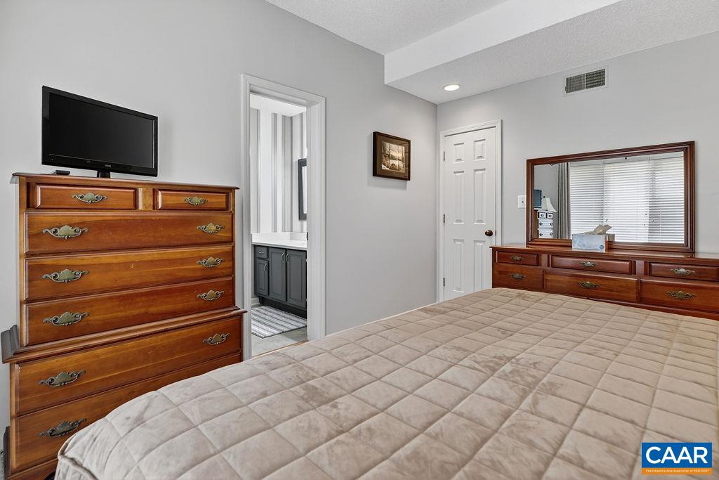 2063 STONE RIDGE CONDOS, WINTERGREEN RESORT, Virginia 22967, 2 Bedrooms Bedrooms, ,2 BathroomsBathrooms,Residential,2063 STONE RIDGE CONDOS,677184 MLS # 677184