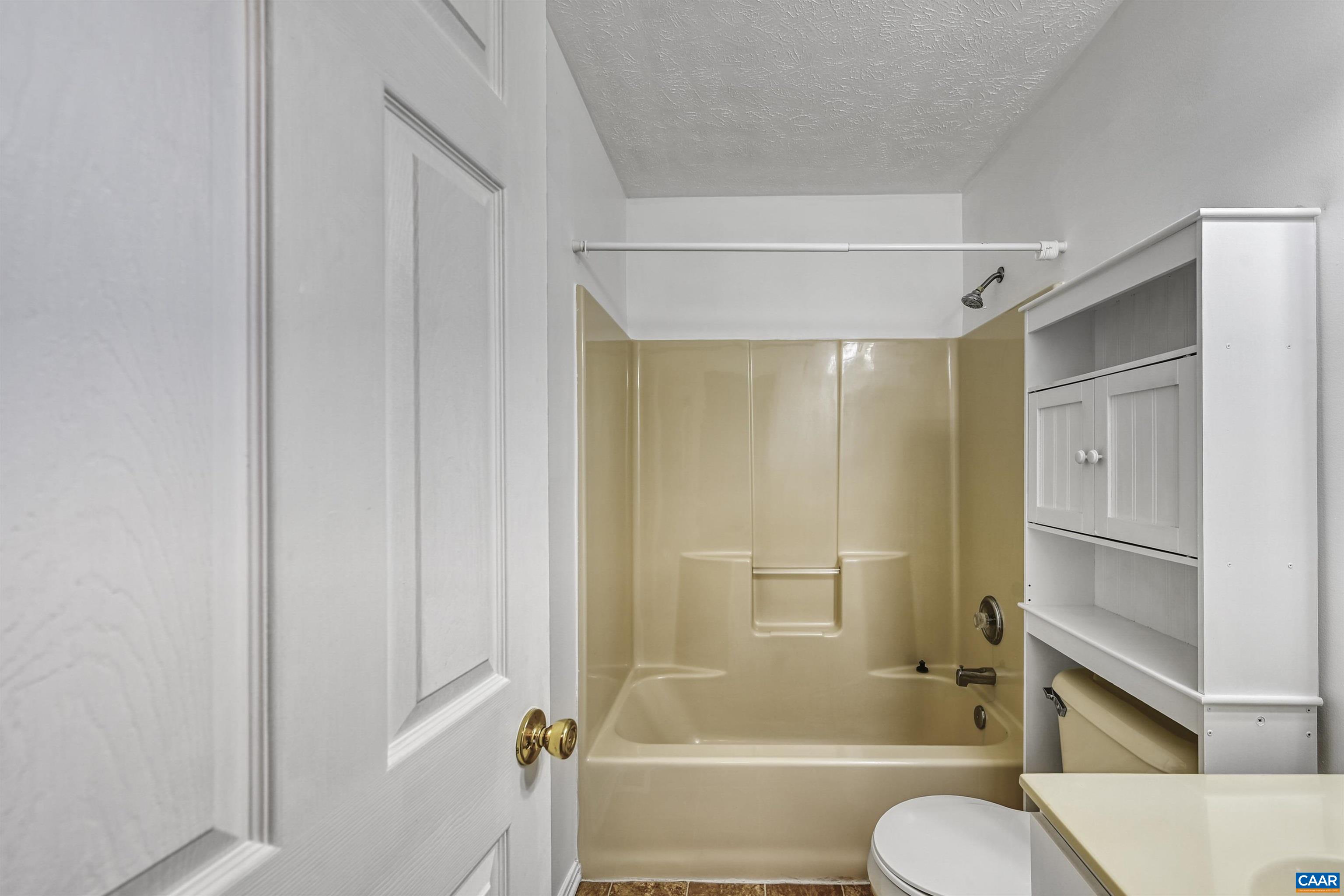 2445 EASTHAM RD, BUMPASS, Virginia 23024, 3 Bedrooms Bedrooms, ,2 BathroomsBathrooms,Residential,LAKE ANNA WATER ACCESS PROPERTY, PUBLIC SIDE,2445 EASTHAM RD,677187 MLS # 677187 2445 EASTHAM RD, BUMPASS, Virginia 23024, 3 Bedrooms Bedrooms, ,2 BathroomsBathrooms,Residential,LAKE ANNA WATER ACCESS PROPERTY, PUBLIC SIDE,2445 EASTHAM RD,677187 MLS # 677187