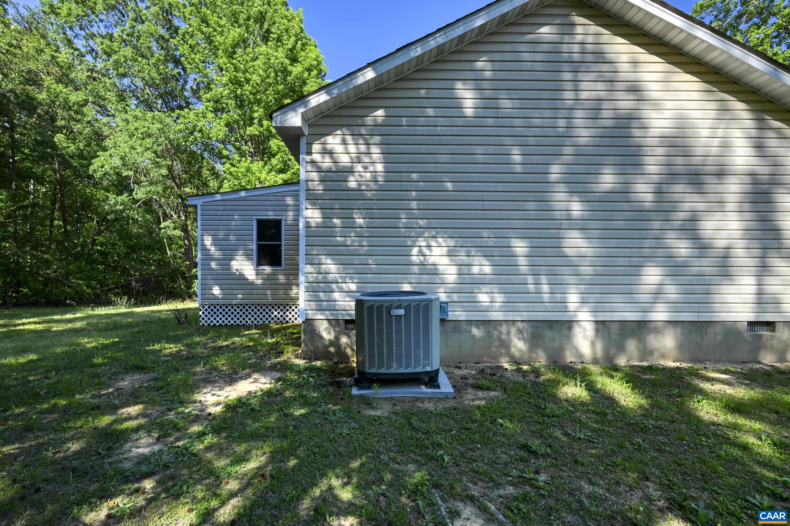 2445 EASTHAM RD, BUMPASS, Virginia 23024, 3 Bedrooms Bedrooms, ,2 BathroomsBathrooms,Residential,LAKE ANNA WATER ACCESS PROPERTY, PUBLIC SIDE,2445 EASTHAM RD,677187 MLS # 677187 2445 EASTHAM RD, BUMPASS, Virginia 23024, 3 Bedrooms Bedrooms, ,2 BathroomsBathrooms,Residential,LAKE ANNA WATER ACCESS PROPERTY, PUBLIC SIDE,2445 EASTHAM RD,677187 MLS # 677187