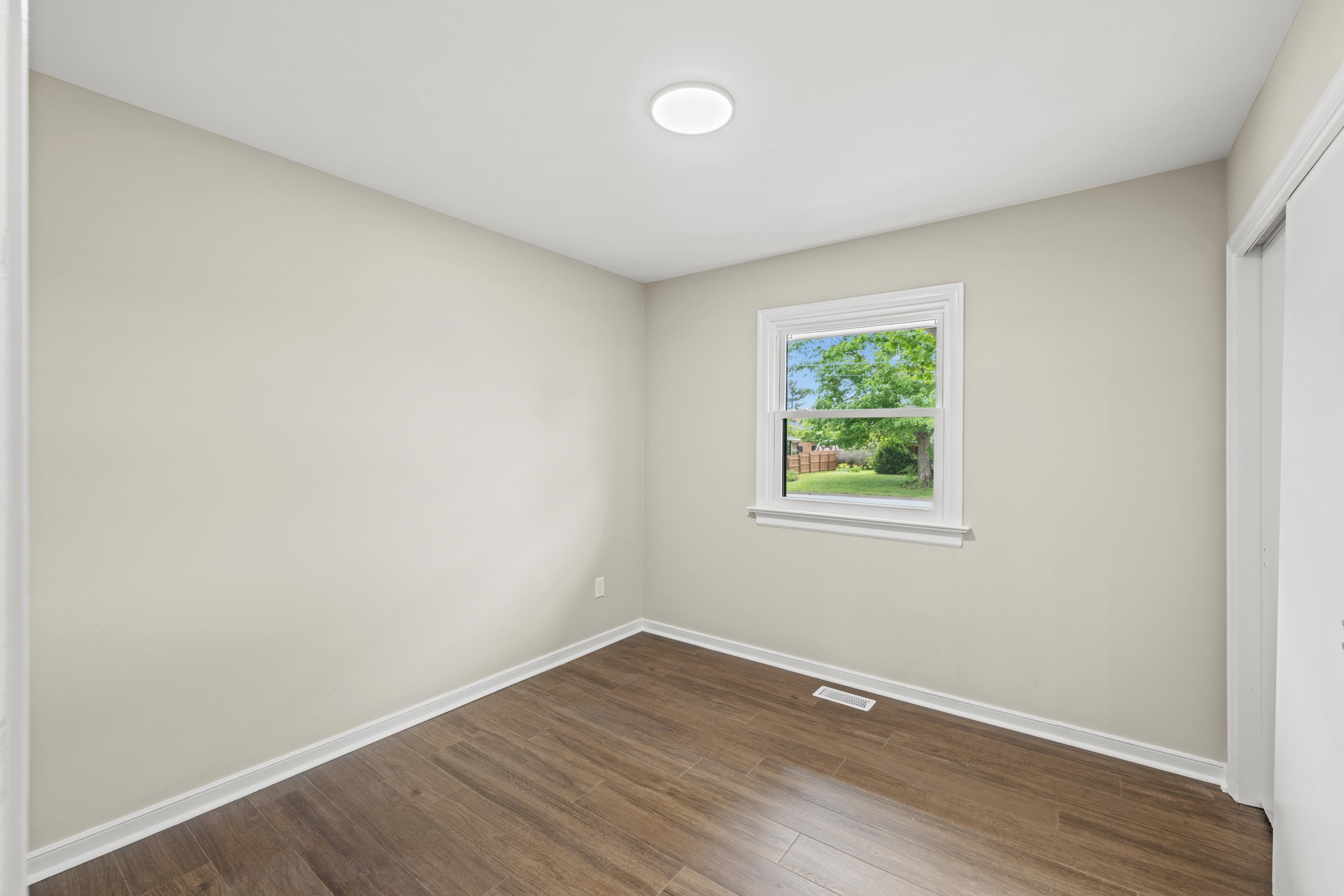 217 STONEWALL DR, WAYNESBORO, Virginia 22980, 4 Bedrooms Bedrooms, ,3 BathroomsBathrooms,Residential,217 STONEWALL DR,677188 MLS # 677188
