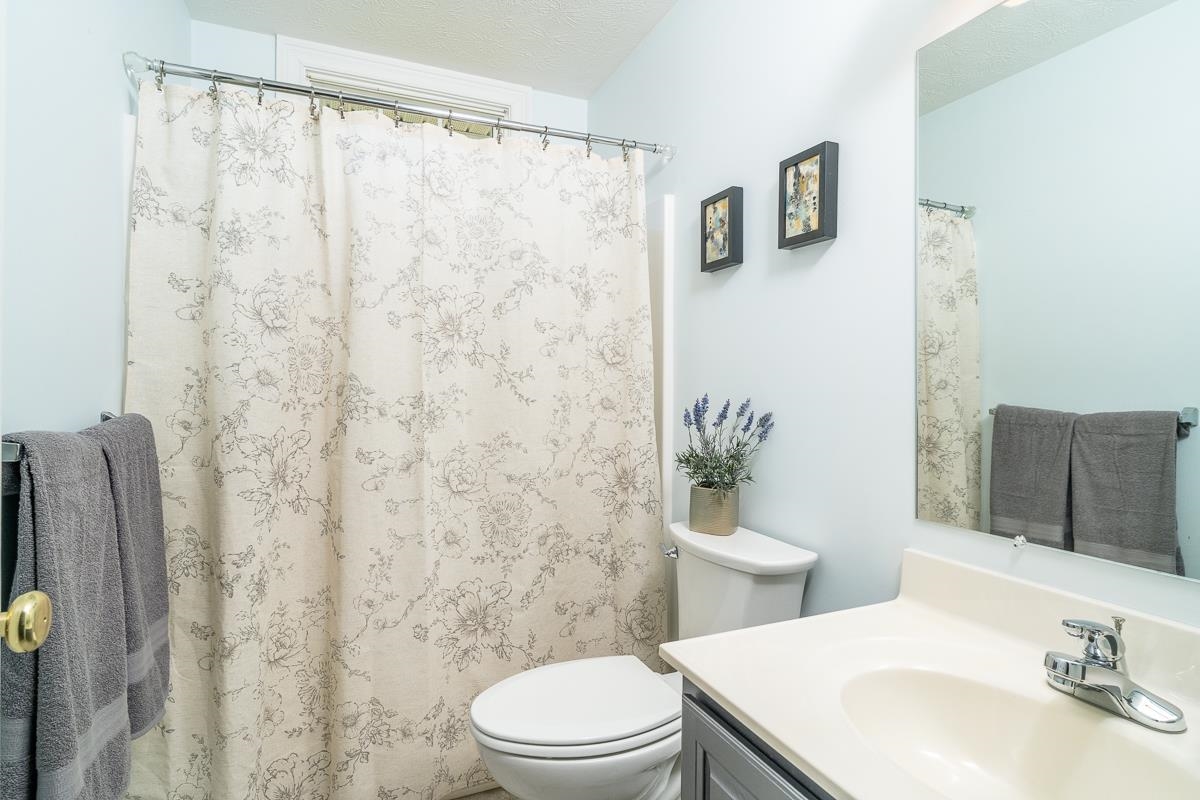 121 LEONARD CT, HARRISONBURG, Virginia 22801, 4 Bedrooms Bedrooms, ,3 BathroomsBathrooms,Residential,121 LEONARD CT,677193 MLS # 677193