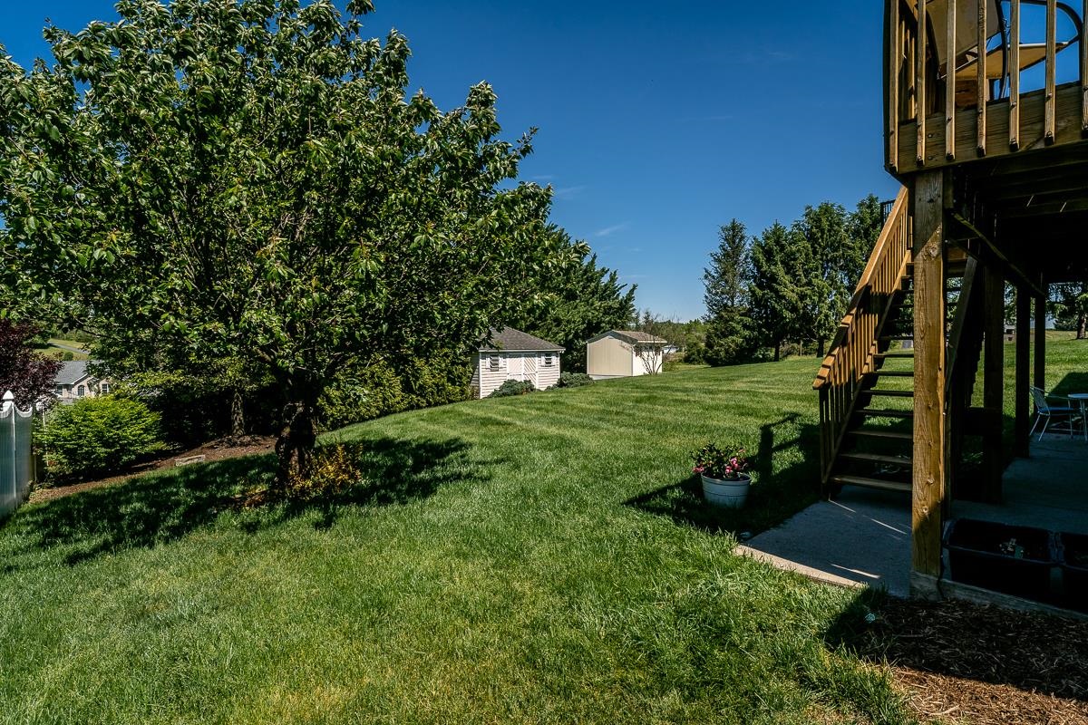 121 LEONARD CT, HARRISONBURG, Virginia 22801, 4 Bedrooms Bedrooms, ,3 BathroomsBathrooms,Residential,121 LEONARD CT,677193 MLS # 677193