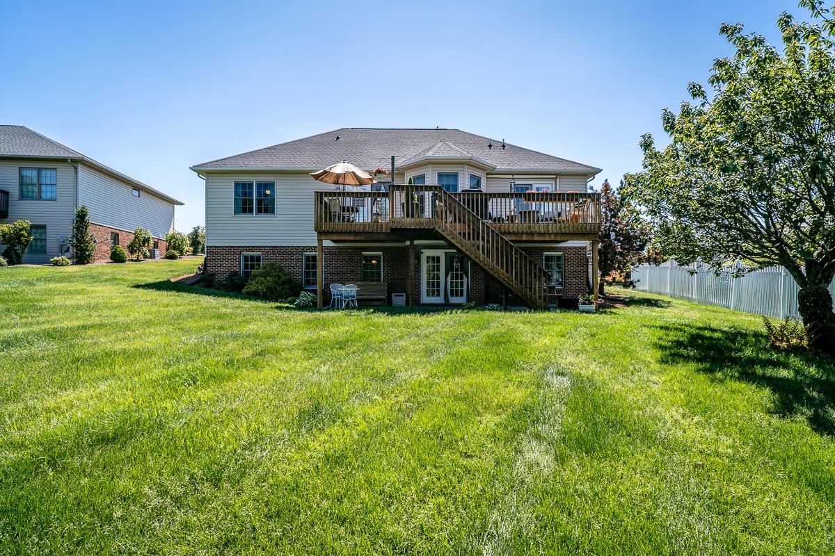 121 LEONARD CT, HARRISONBURG, Virginia 22801, 4 Bedrooms Bedrooms, ,3 BathroomsBathrooms,Residential,121 LEONARD CT,677193 MLS # 677193