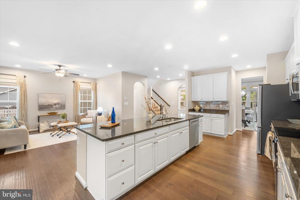 2979 REVERE ST, BEALETON, Virginia 22712, 5 Bedrooms Bedrooms, ,3 BathroomsBathrooms,Residential,2979 REVERE ST,VAFQ2021310 MLS # VAFQ2021310
