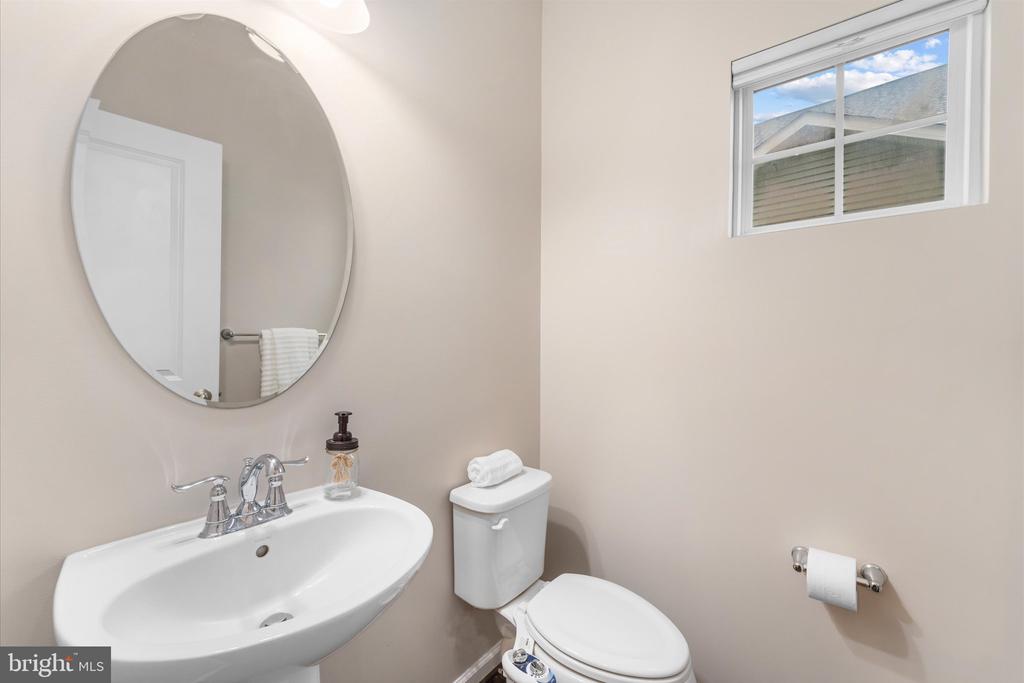 2979 REVERE ST, BEALETON, Virginia 22712, 5 Bedrooms Bedrooms, ,3 BathroomsBathrooms,Residential,2979 REVERE ST,VAFQ2021310 MLS # VAFQ2021310