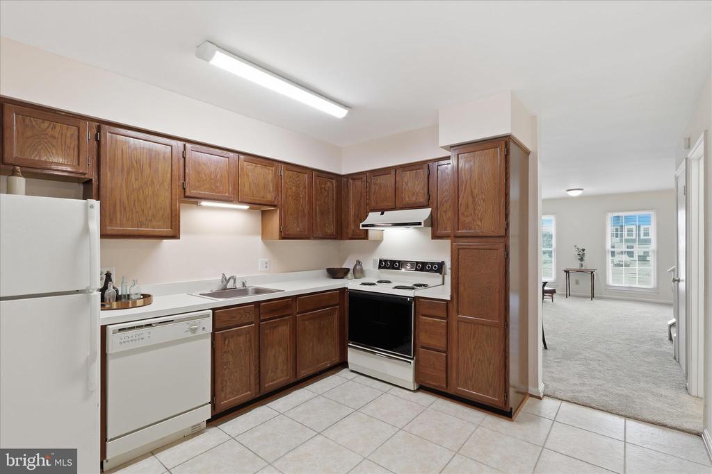 5163 DOMINION DR, FREDERICKSBURG, Virginia 22407, 3 Bedrooms Bedrooms, ,1 BathroomBathrooms,Residential,FAIRVIEW COMMONS,5163 DOMINION DR,VASP2041346 MLS # VASP2041346