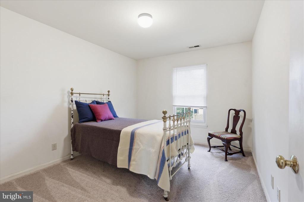 5163 DOMINION DR, FREDERICKSBURG, Virginia 22407, 3 Bedrooms Bedrooms, ,1 BathroomBathrooms,Residential,FAIRVIEW COMMONS,5163 DOMINION DR,VASP2041346 MLS # VASP2041346