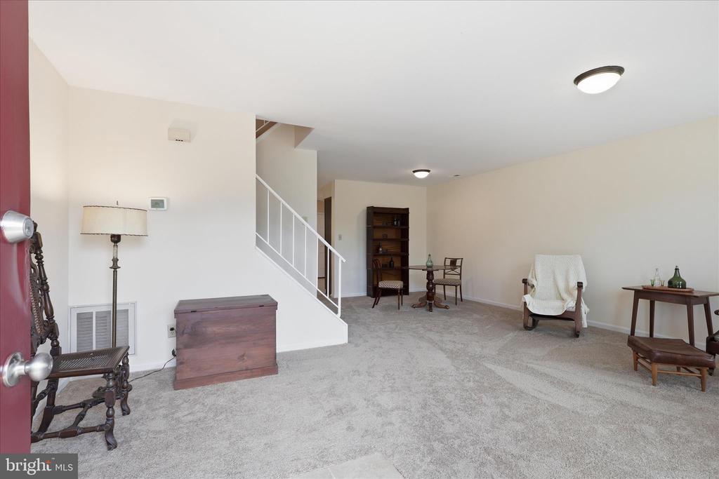 5163 DOMINION DR, FREDERICKSBURG, Virginia 22407, 3 Bedrooms Bedrooms, ,1 BathroomBathrooms,Residential,FAIRVIEW COMMONS,5163 DOMINION DR,VASP2041346 MLS # VASP2041346