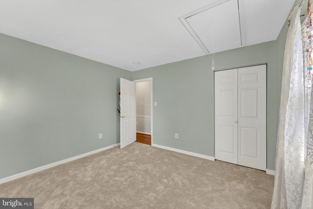 7074 GRAYS MILL RD, WARRENTON, Virginia 20187, 3 Bedrooms Bedrooms, ,2 BathroomsBathrooms,Residential,7074 GRAYS MILL RD,VAFQ2022054 MLS # VAFQ2022054