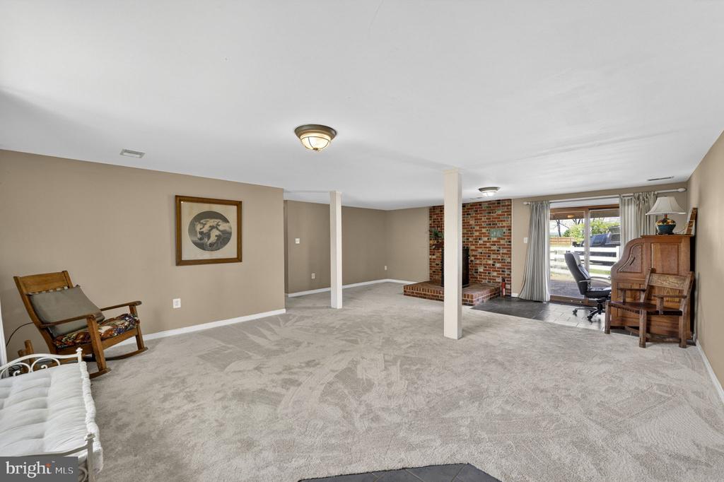 7074 GRAYS MILL RD, WARRENTON, Virginia 20187, 3 Bedrooms Bedrooms, ,2 BathroomsBathrooms,Residential,7074 GRAYS MILL RD,VAFQ2022054 MLS # VAFQ2022054