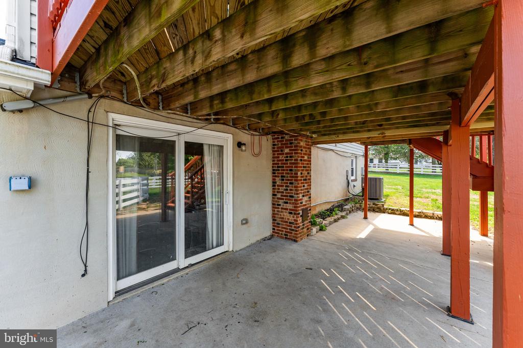 7074 GRAYS MILL RD, WARRENTON, Virginia 20187, 3 Bedrooms Bedrooms, ,2 BathroomsBathrooms,Residential,7074 GRAYS MILL RD,VAFQ2022054 MLS # VAFQ2022054