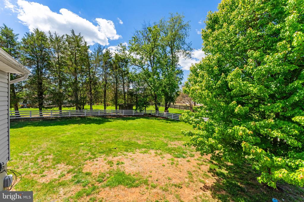7074 GRAYS MILL RD, WARRENTON, Virginia 20187, 3 Bedrooms Bedrooms, ,2 BathroomsBathrooms,Residential,7074 GRAYS MILL RD,VAFQ2022054 MLS # VAFQ2022054