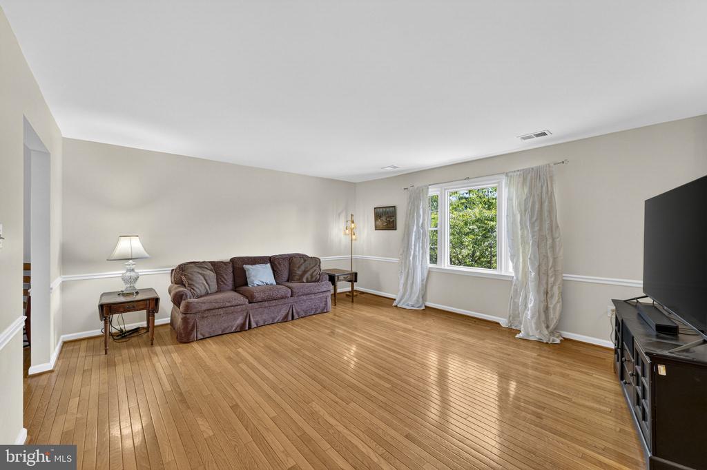 7074 GRAYS MILL RD, WARRENTON, Virginia 20187, 3 Bedrooms Bedrooms, ,2 BathroomsBathrooms,Residential,7074 GRAYS MILL RD,VAFQ2022054 MLS # VAFQ2022054