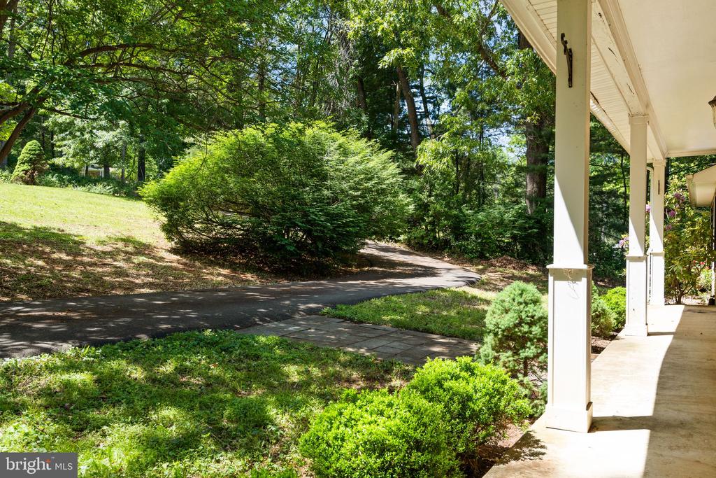 7281 FORREST RD, WARRENTON, Virginia 20187, 5 Bedrooms Bedrooms, ,3 BathroomsBathrooms,Residential,7281 FORREST RD,VAFQ2022036 MLS # VAFQ2022036