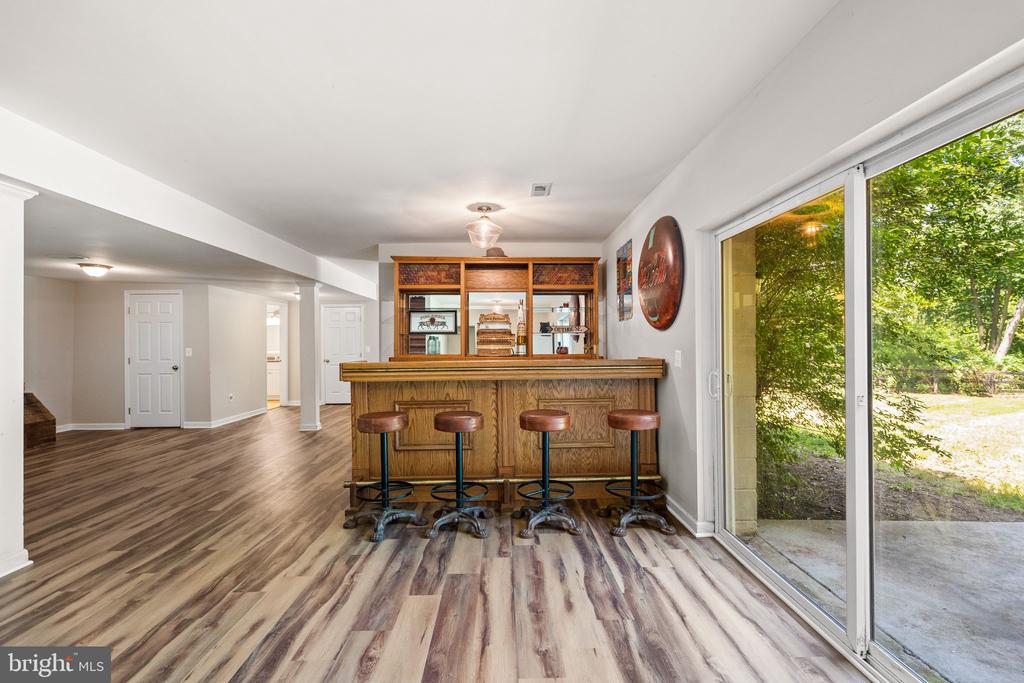 7281 FORREST RD, WARRENTON, Virginia 20187, 5 Bedrooms Bedrooms, ,3 BathroomsBathrooms,Residential,7281 FORREST RD,VAFQ2022036 MLS # VAFQ2022036