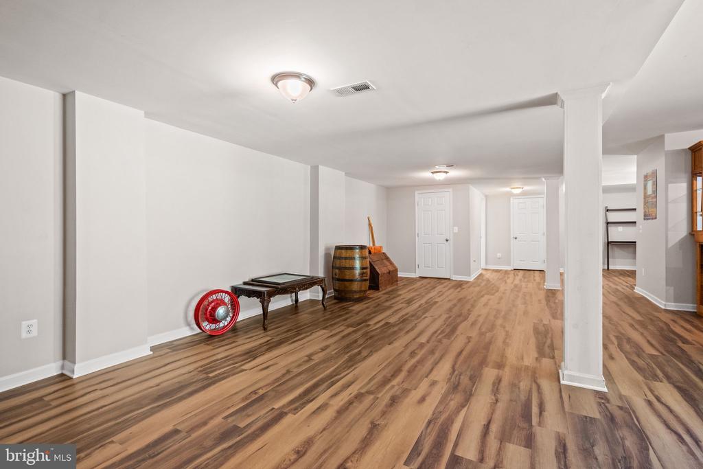 7281 FORREST RD, WARRENTON, Virginia 20187, 5 Bedrooms Bedrooms, ,3 BathroomsBathrooms,Residential,7281 FORREST RD,VAFQ2022036 MLS # VAFQ2022036