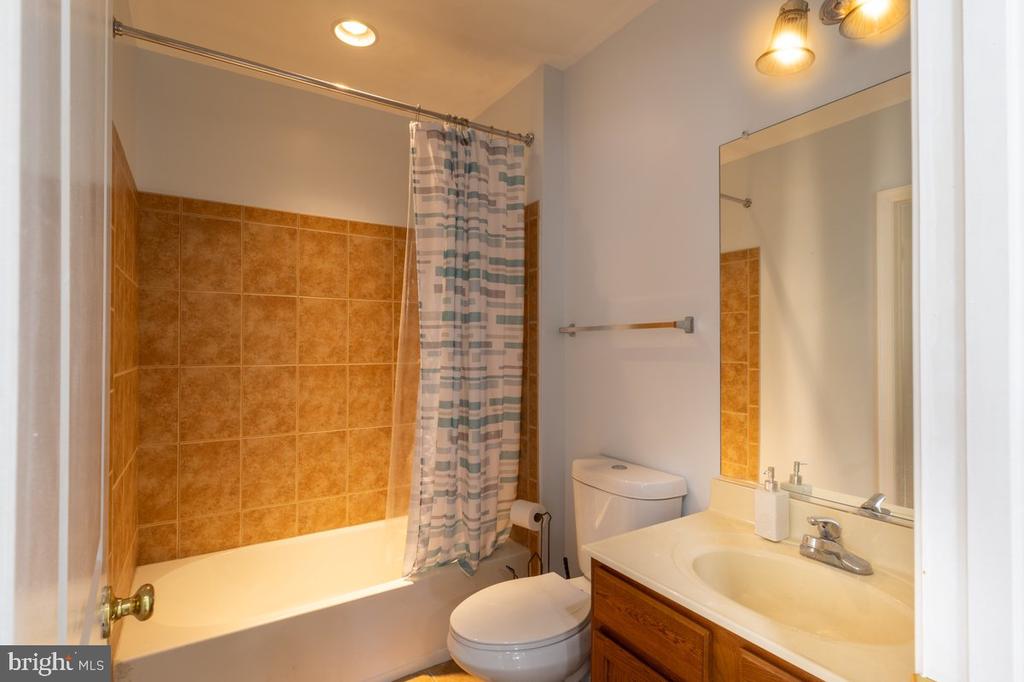 15411 OLD HOUSE CT, CULPEPER, Virginia 22701, 6 Bedrooms Bedrooms, ,5 BathroomsBathrooms,Residential,15411 OLD HOUSE CT,VACU2013640 MLS # VACU2013640 15411 OLD HOUSE CT, CULPEPER, Virginia 22701, 6 Bedrooms Bedrooms, ,5 BathroomsBathrooms,Residential,15411 OLD HOUSE CT,VACU2013640 MLS # VACU2013640