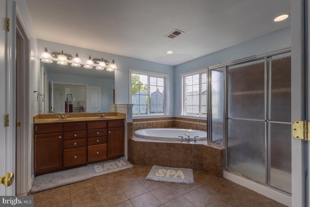 15411 OLD HOUSE CT, CULPEPER, Virginia 22701, 6 Bedrooms Bedrooms, ,5 BathroomsBathrooms,Residential,15411 OLD HOUSE CT,VACU2013640 MLS # VACU2013640 15411 OLD HOUSE CT, CULPEPER, Virginia 22701, 6 Bedrooms Bedrooms, ,5 BathroomsBathrooms,Residential,15411 OLD HOUSE CT,VACU2013640 MLS # VACU2013640