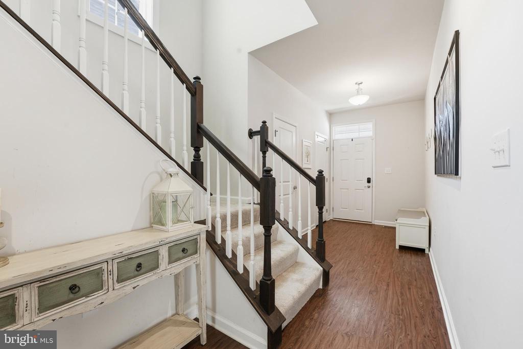 4442 SUNSET DR, CHARLOTTESVILLE, Virginia 22911, 4 Bedrooms Bedrooms, ,2 BathroomsBathrooms,Residential,4442 SUNSET DR,VAAB2001224 MLS # VAAB2001224