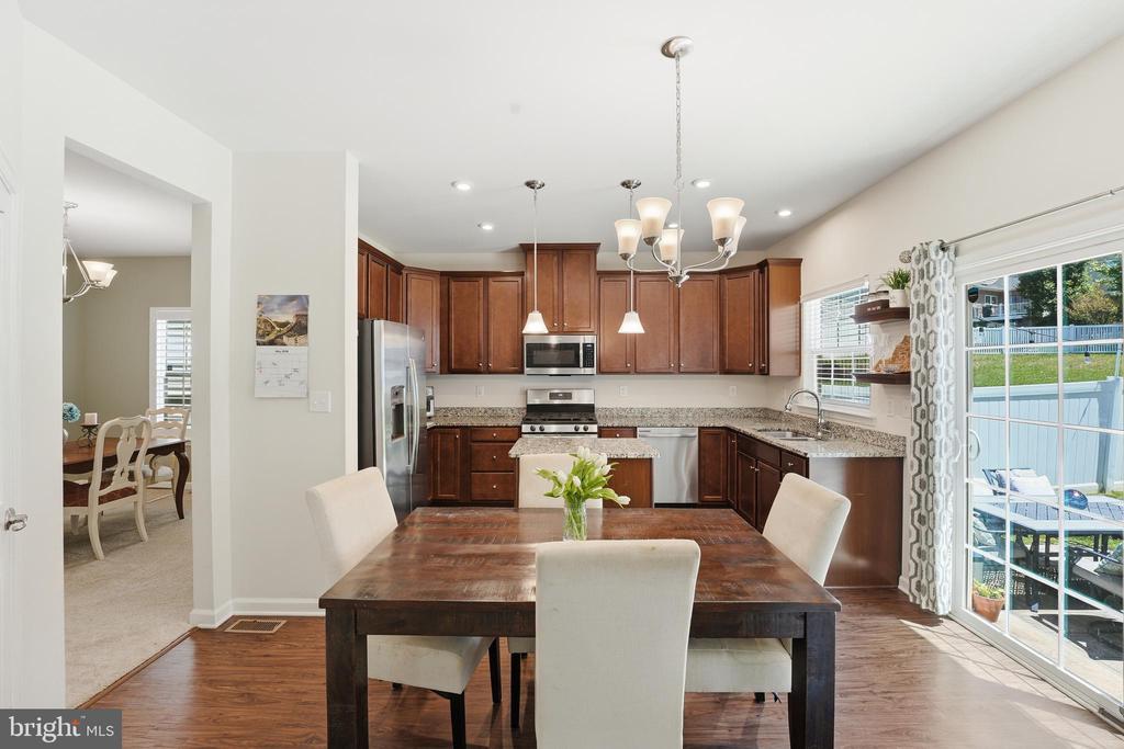 4442 SUNSET DR, CHARLOTTESVILLE, Virginia 22911, 4 Bedrooms Bedrooms, ,2 BathroomsBathrooms,Residential,4442 SUNSET DR,VAAB2001224 MLS # VAAB2001224