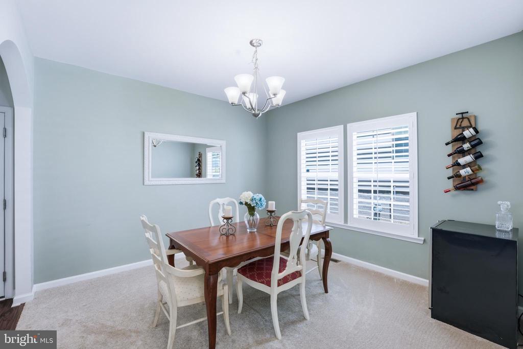 4442 SUNSET DR, CHARLOTTESVILLE, Virginia 22911, 4 Bedrooms Bedrooms, ,2 BathroomsBathrooms,Residential,4442 SUNSET DR,VAAB2001224 MLS # VAAB2001224