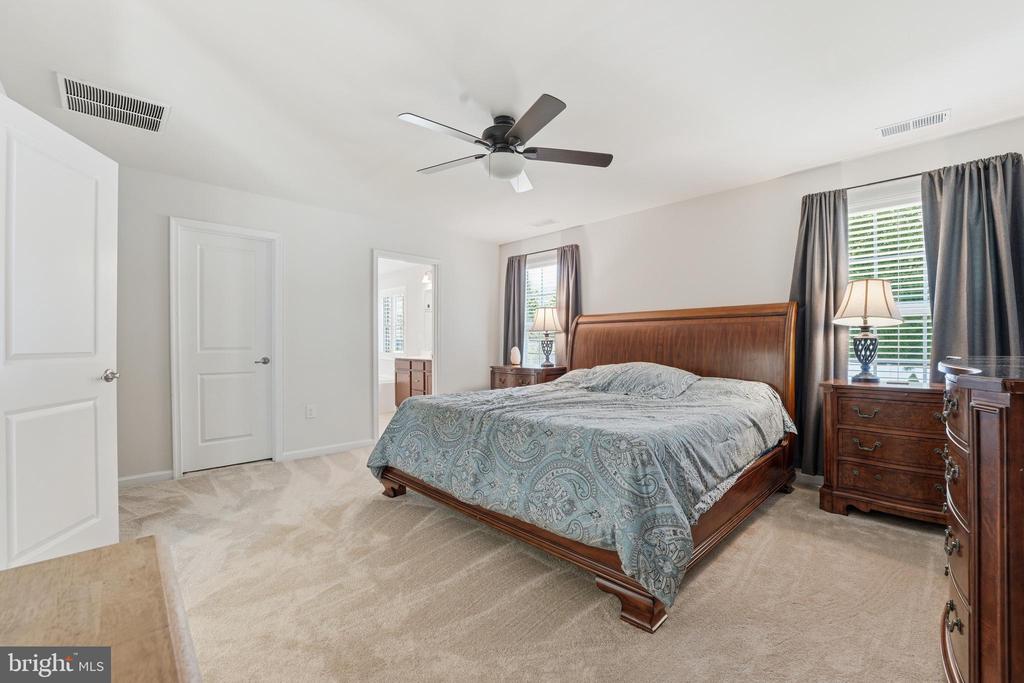 4442 SUNSET DR, CHARLOTTESVILLE, Virginia 22911, 4 Bedrooms Bedrooms, ,2 BathroomsBathrooms,Residential,4442 SUNSET DR,VAAB2001224 MLS # VAAB2001224