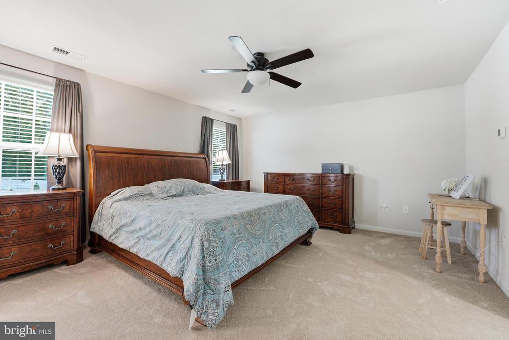 4442 SUNSET DR, CHARLOTTESVILLE, Virginia 22911, 4 Bedrooms Bedrooms, ,2 BathroomsBathrooms,Residential,4442 SUNSET DR,VAAB2001224 MLS # VAAB2001224
