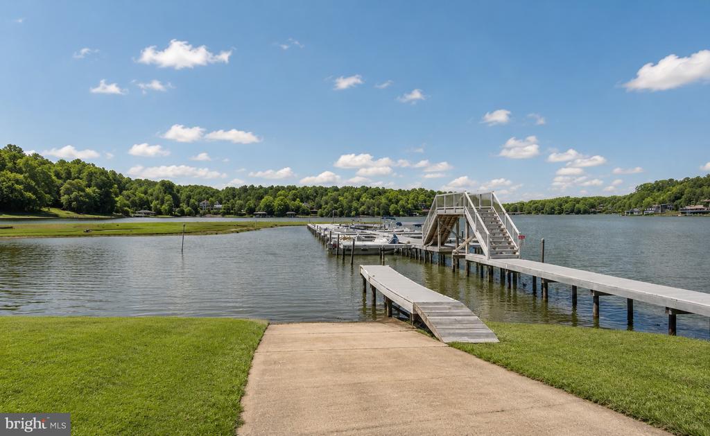 26416 ISABELLE DR, ORANGE, Virginia 22960, 5 Bedrooms Bedrooms, ,3 BathroomsBathrooms,Residential,26416 ISABELLE DR,VAOR2014186 MLS # VAOR2014186