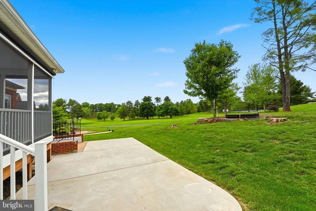 2020 GOLF DR, CULPEPER, Virginia 22701, 3 Bedrooms Bedrooms, ,2 BathroomsBathrooms,Residential,COUNTRY CLUB ESTATES,2020 GOLF DR,VACU2013654 MLS # VACU2013654