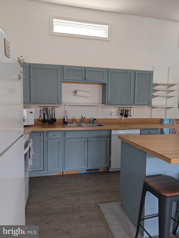 5172 COURTHOUSE RD, SPOTSYLVANIA, Virginia 22551, 3 Bedrooms Bedrooms, ,2 BathroomsBathrooms,Residential,5172 COURTHOUSE RD,VASP2041234 MLS # VASP2041234