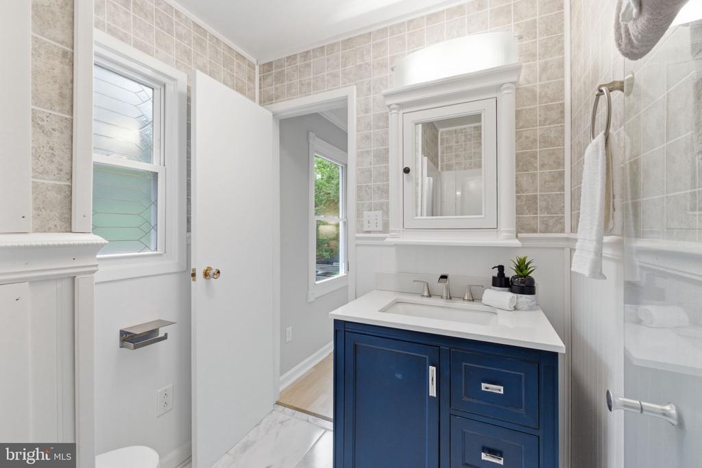 7338 STUART CIR, WARRENTON, Virginia 20187, 3 Bedrooms Bedrooms, ,2 BathroomsBathrooms,Residential,7338 STUART CIR,VAFQ2021248 MLS # VAFQ2021248