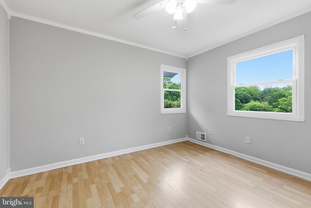 7338 STUART CIR, WARRENTON, Virginia 20187, 3 Bedrooms Bedrooms, ,2 BathroomsBathrooms,Residential,7338 STUART CIR,VAFQ2021248 MLS # VAFQ2021248