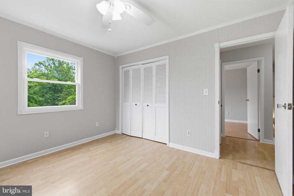 7338 STUART CIR, WARRENTON, Virginia 20187, 3 Bedrooms Bedrooms, ,2 BathroomsBathrooms,Residential,7338 STUART CIR,VAFQ2021248 MLS # VAFQ2021248