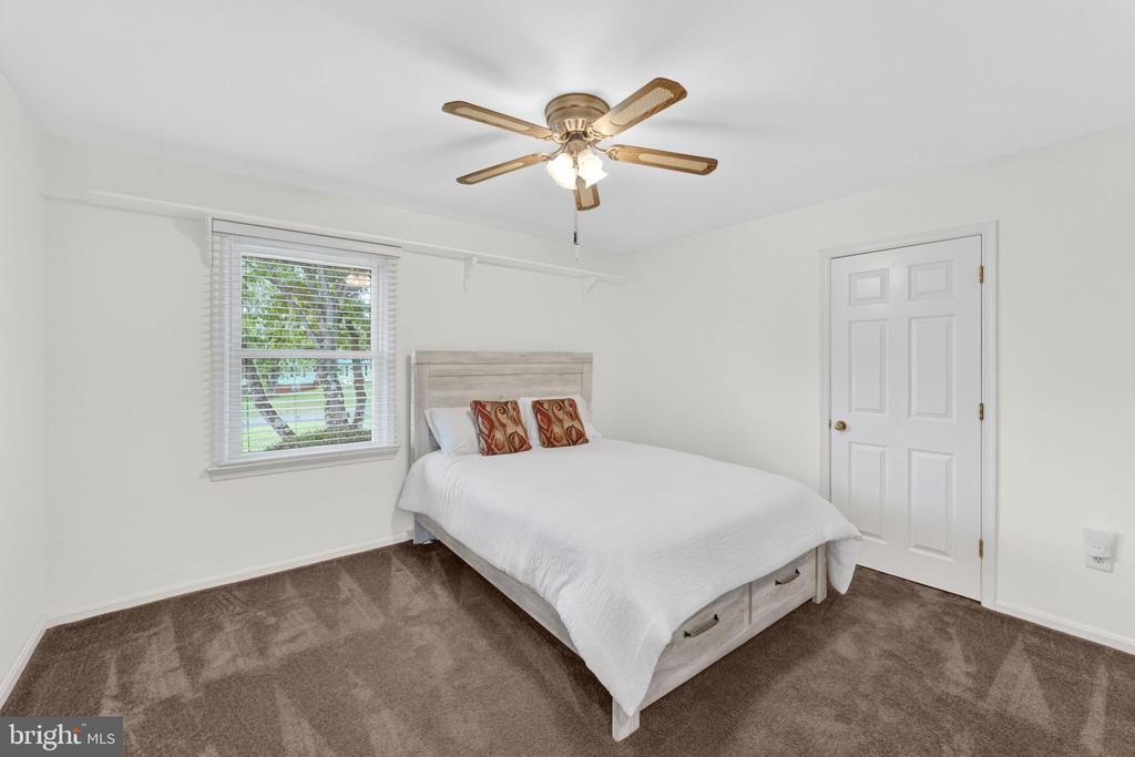 7933 COOKS CT, WARRENTON, Virginia 20186, 3 Bedrooms Bedrooms, ,2 BathroomsBathrooms,Residential,7933 COOKS CT,VAFQ2021946 MLS # VAFQ2021946
