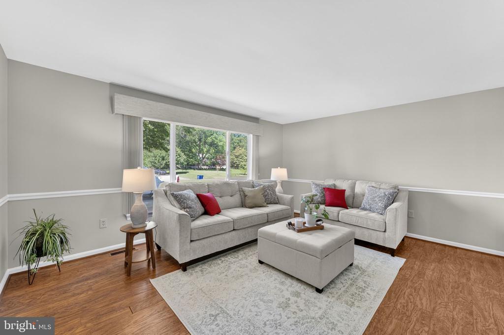 7933 COOKS CT, WARRENTON, Virginia 20186, 3 Bedrooms Bedrooms, ,2 BathroomsBathrooms,Residential,7933 COOKS CT,VAFQ2021946 MLS # VAFQ2021946