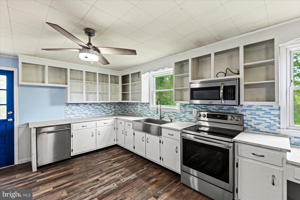679 RESETTLEMENT, MADISON, Virginia 22727, 3 Bedrooms Bedrooms, ,1 BathroomBathrooms,Residential,679 RESETTLEMENT,VAMA2002736 MLS # VAMA2002736