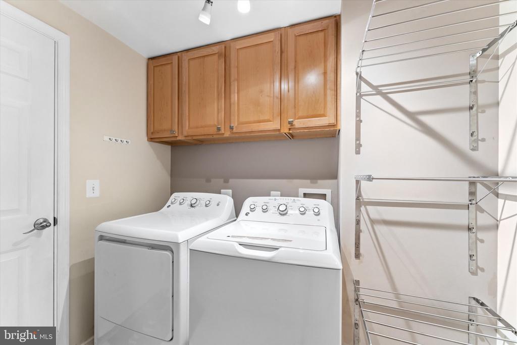369 CANNON WAY, WARRENTON, Virginia 20186, 5 Bedrooms Bedrooms, ,4 BathroomsBathrooms,Residential,369 CANNON WAY,VAFQ2021886 MLS # VAFQ2021886