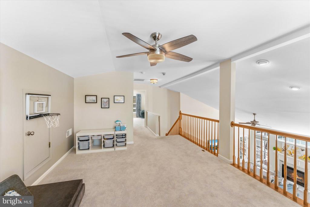 369 CANNON WAY, WARRENTON, Virginia 20186, 5 Bedrooms Bedrooms, ,4 BathroomsBathrooms,Residential,369 CANNON WAY,VAFQ2021886 MLS # VAFQ2021886
