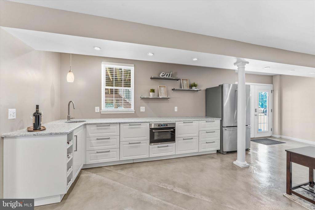 369 CANNON WAY, WARRENTON, Virginia 20186, 5 Bedrooms Bedrooms, ,4 BathroomsBathrooms,Residential,369 CANNON WAY,VAFQ2021886 MLS # VAFQ2021886