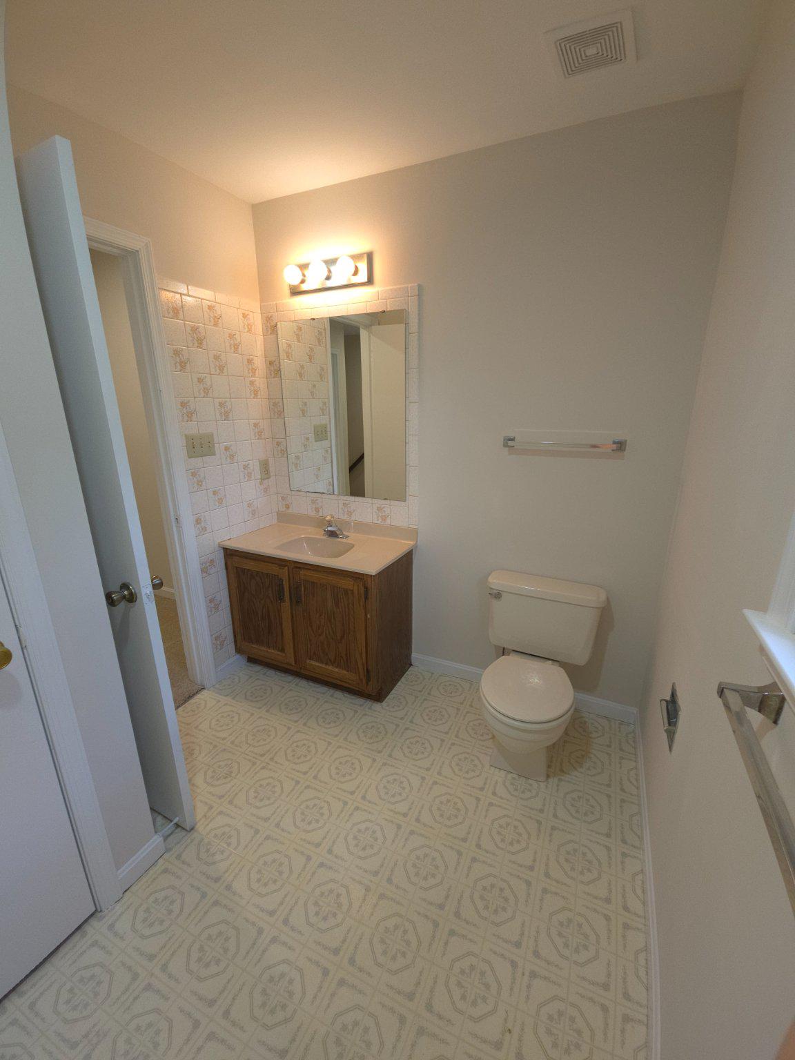 5072 LAVELLE DR, FREDERICKSBURG, Virginia 22407, 5 Bedrooms Bedrooms, ,2 BathroomsBathrooms,Residential,5072 LAVELLE DR,VASP2041780 MLS # VASP2041780