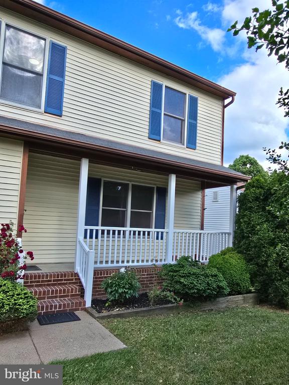 5072 LAVELLE DR, FREDERICKSBURG, Virginia 22407, 5 Bedrooms Bedrooms, ,2 BathroomsBathrooms,Residential,5072 LAVELLE DR,VASP2041780 MLS # VASP2041780