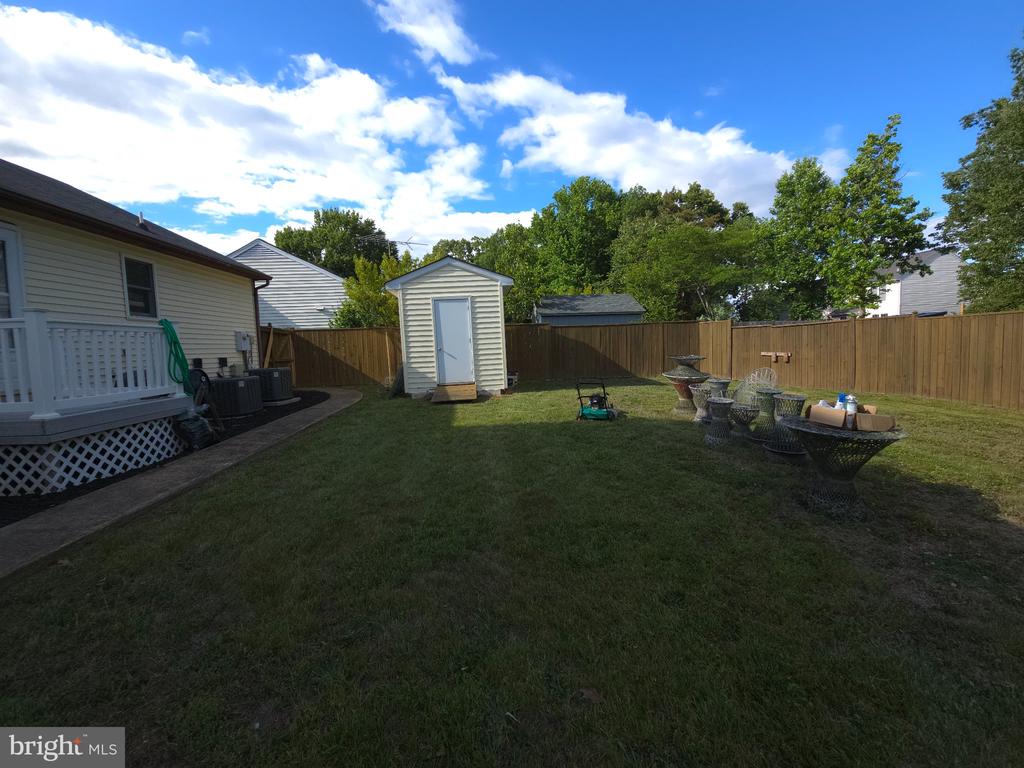 5072 LAVELLE DR, FREDERICKSBURG, Virginia 22407, 5 Bedrooms Bedrooms, ,2 BathroomsBathrooms,Residential,5072 LAVELLE DR,VASP2041780 MLS # VASP2041780