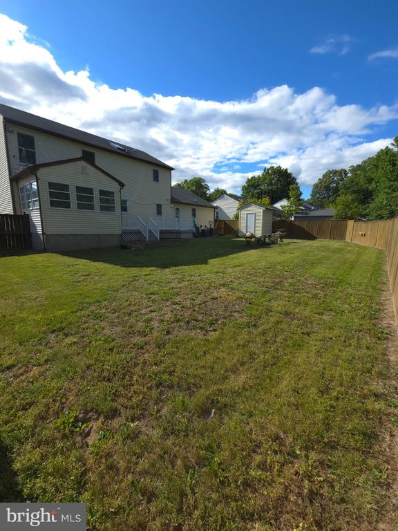 5072 LAVELLE DR, FREDERICKSBURG, Virginia 22407, 5 Bedrooms Bedrooms, ,2 BathroomsBathrooms,Residential,5072 LAVELLE DR,VASP2041780 MLS # VASP2041780