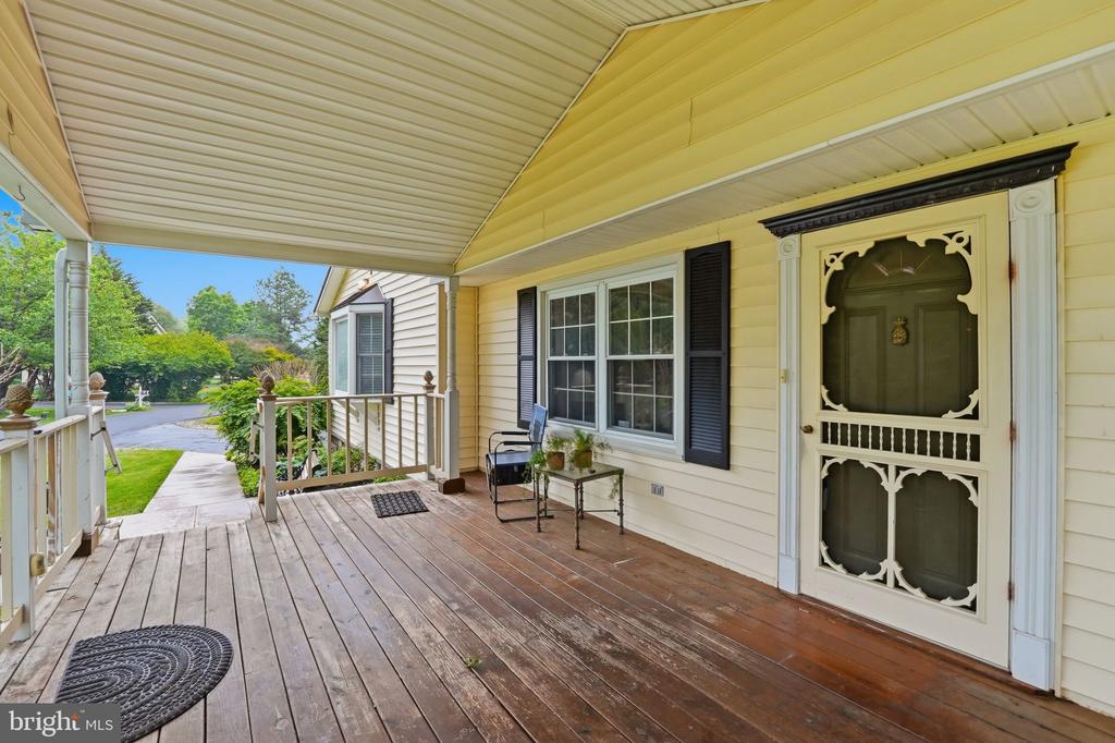 361 DOVER RD, WARRENTON, Virginia 20186, 3 Bedrooms Bedrooms, ,2 BathroomsBathrooms,Residential,361 DOVER RD,VAFQ2021984 MLS # VAFQ2021984