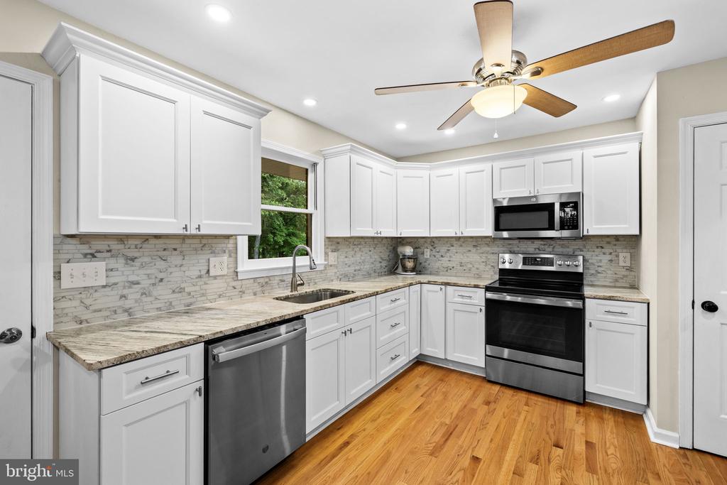 836 CHURCHILL DR, FREDERICKSBURG, Virginia 22407, 4 Bedrooms Bedrooms, ,2 BathroomsBathrooms,Residential,836 CHURCHILL DR,VASP2041664 MLS # VASP2041664