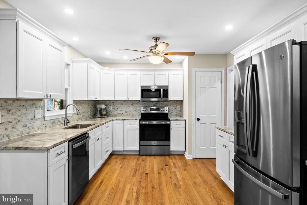 836 CHURCHILL DR, FREDERICKSBURG, Virginia 22407, 4 Bedrooms Bedrooms, ,2 BathroomsBathrooms,Residential,836 CHURCHILL DR,VASP2041664 MLS # VASP2041664