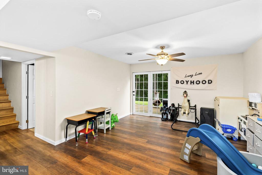 836 CHURCHILL DR, FREDERICKSBURG, Virginia 22407, 4 Bedrooms Bedrooms, ,2 BathroomsBathrooms,Residential,836 CHURCHILL DR,VASP2041664 MLS # VASP2041664