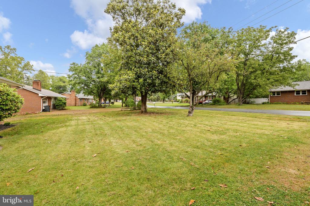 836 CHURCHILL DR, FREDERICKSBURG, Virginia 22407, 4 Bedrooms Bedrooms, ,2 BathroomsBathrooms,Residential,836 CHURCHILL DR,VASP2041664 MLS # VASP2041664